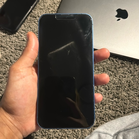 iPhone 13 blue 64 gb